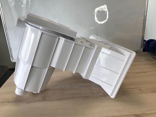 Pool Wall Skimmer 002 · Photo 4