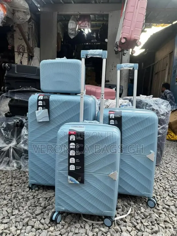 Four in One Unbreakable Pp Luggage Size Large29 Medium25 Small20 Inch · Photo 1