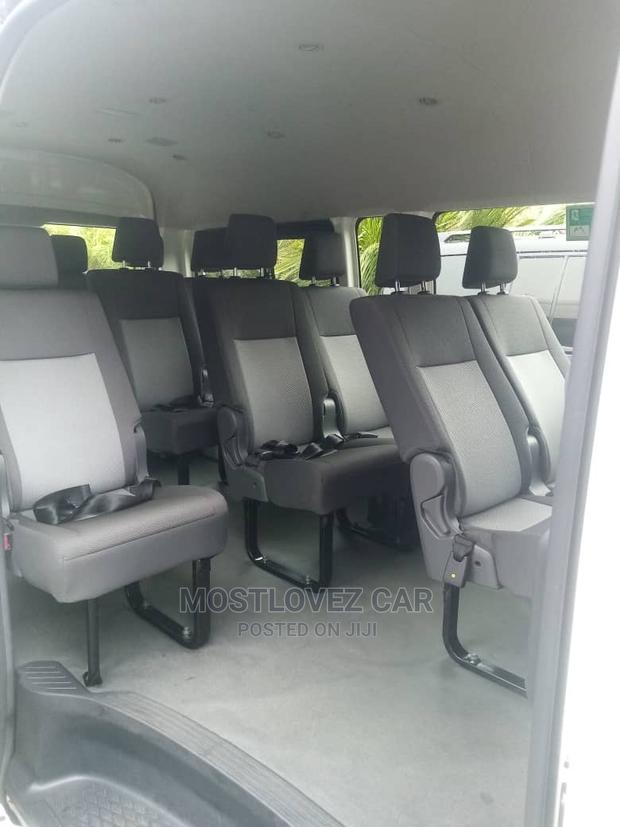 Rent a Minibus - Toyota Hiace for Rent- Buses for Rent · Photo 2