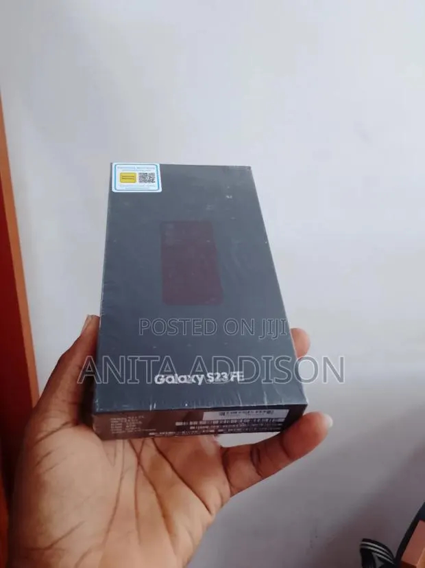 New Samsung Galaxy S23 FE 128 GB Black · Photo 1