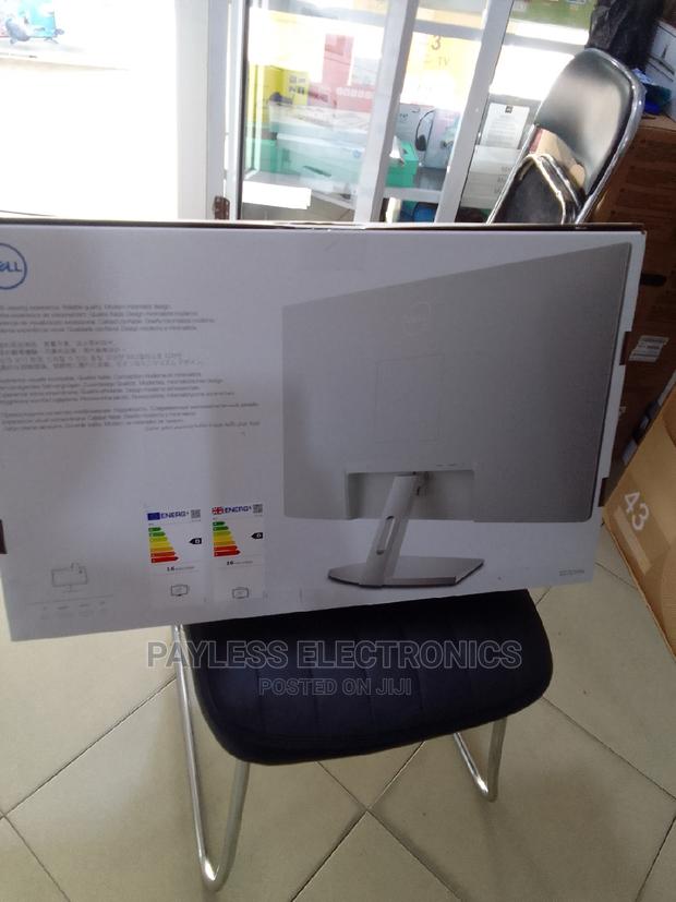 Dell 27 Inches Monitors · Photo 2
