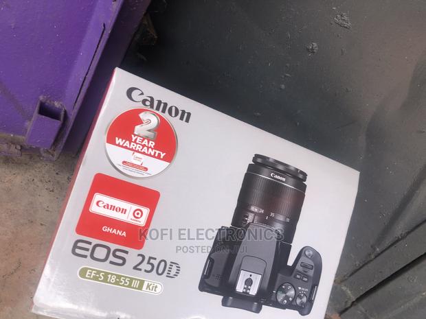 Built in Microphone Canon EOS 250D DSLR Camera With 18-55mm · Photo 1