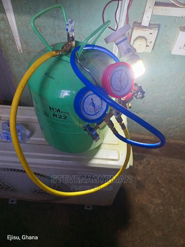 Air Conditioning Servicing · Photo 2