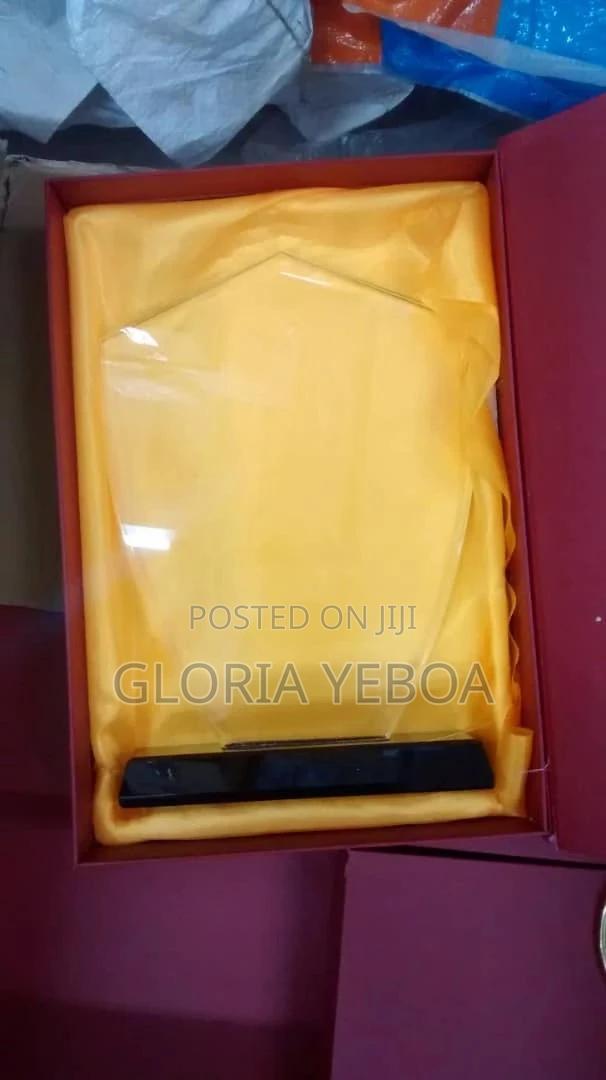 Award Plaque · Photo 8