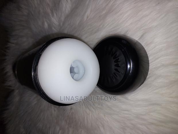 Rechargeable Device for Men · Photo 2