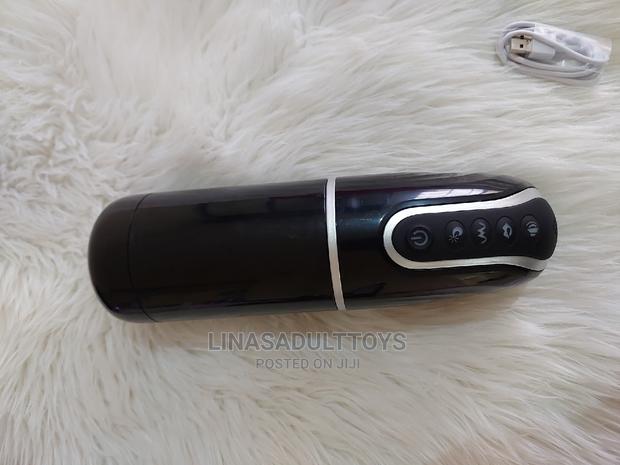 Rechargeable Device for Men · Photo 4