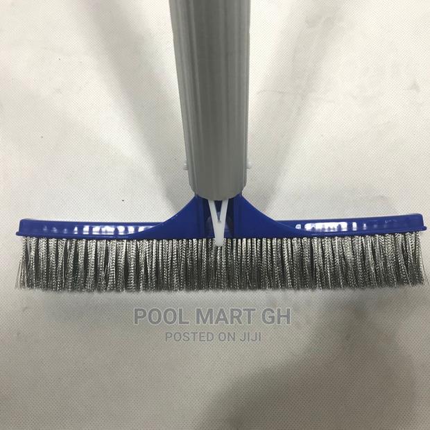 Pool Algae Brush · Photo 1