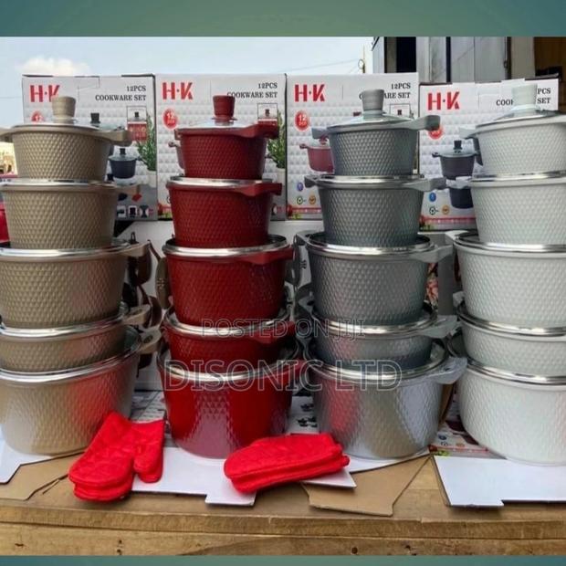 5 Pieces Set Nonstick Saucepans Or Cookwares · Photo 1