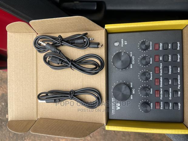 V8 Live Sound Card · Photo 1