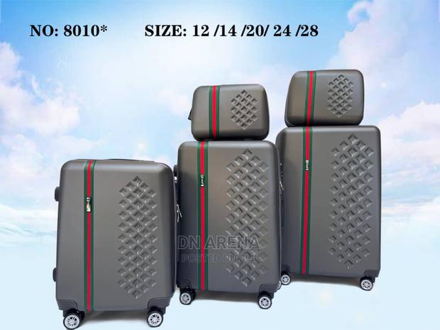 Unbreakable 5 Set Trolley Suite Case · Photo 3