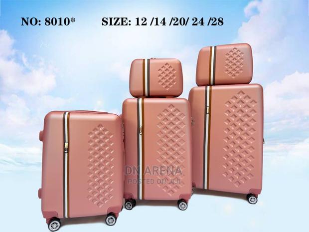 Unbreakable 5 Set Trolley Suite Case · Photo 4