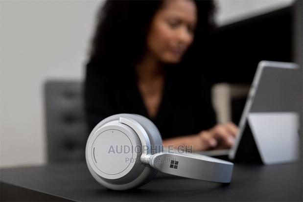 Microsoft Surface Headphones 2 With Active Noise Cancelling · Photo 3