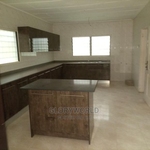 3bdrm House in Spintex for sale · Photo 7