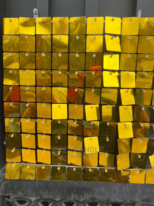 Gold Shimmer Panel for Rentals · Photo 1