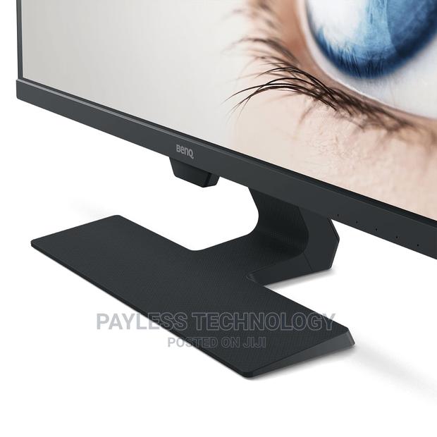 Benq 27 Inches Monitors · Photo 4