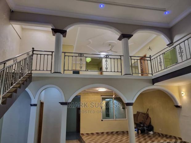 5bdrm Duplex in Budumburam for sale · Photo 6