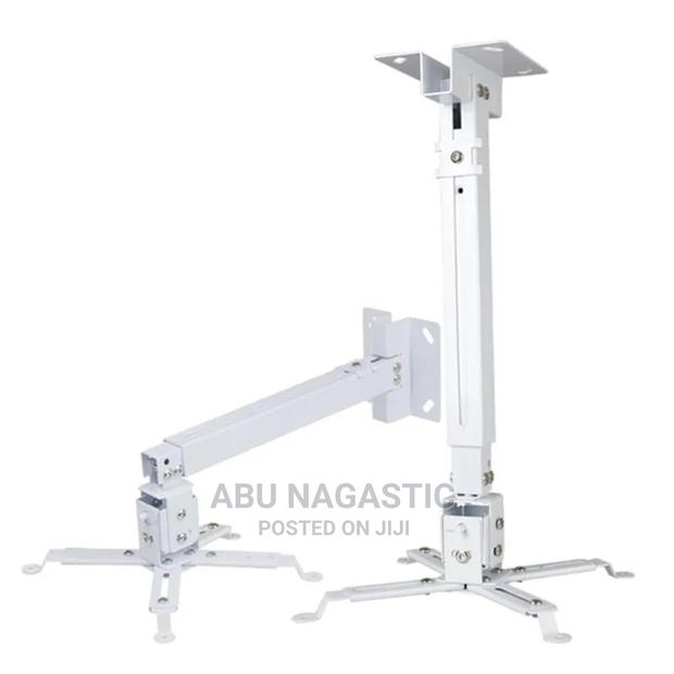 Adjustable Projector Celling Mount · Photo 1