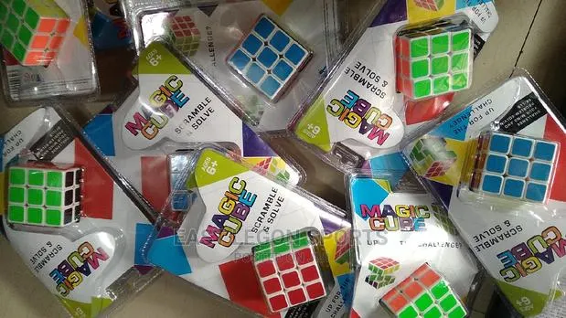 Magic Cube Scramble and Solve Rubix Puzzle · Photo 1