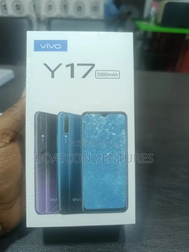 New Vivo Y17 128 GB Blue · Photo 1