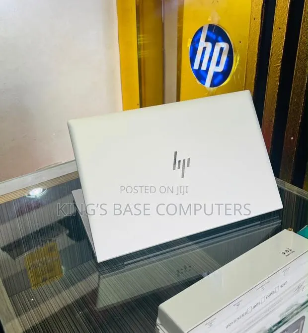 Laptop HP EliteBook 640 G9 16GB Intel Core i5 SSD 256GB · Photo 1