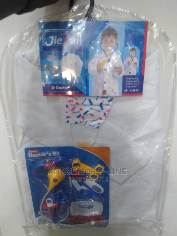 Doctor Career Uniform · Photo 2