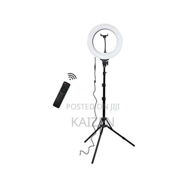12 Inch Ring Light · Photo 2