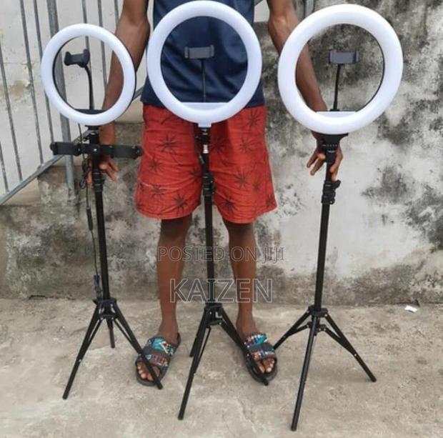 12 Inch Ring Light · Photo 3