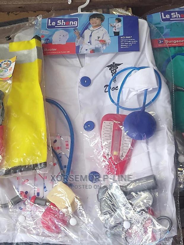 Doctor Coat and Tools · Photo 1