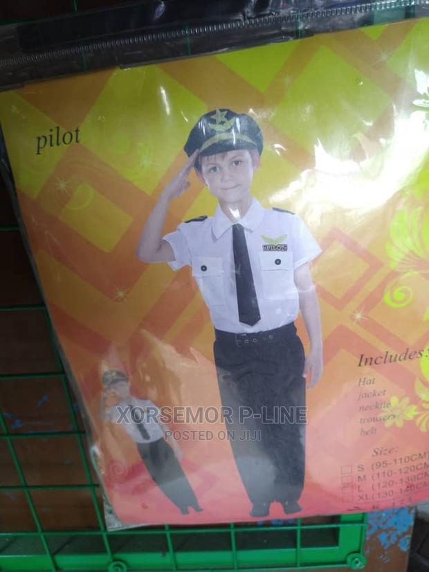 Pilot Career Uniform · Photo 1