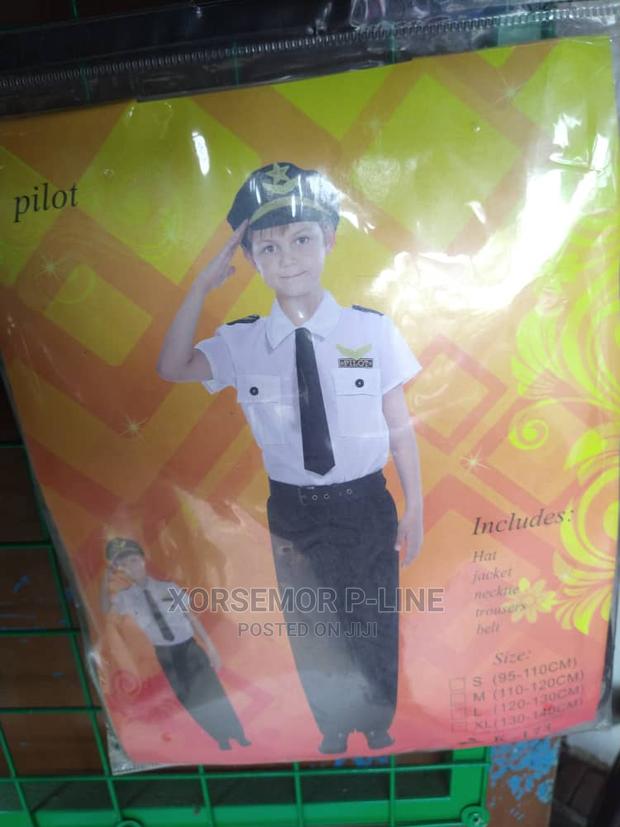 Pilot Career Uniform · Photo 2