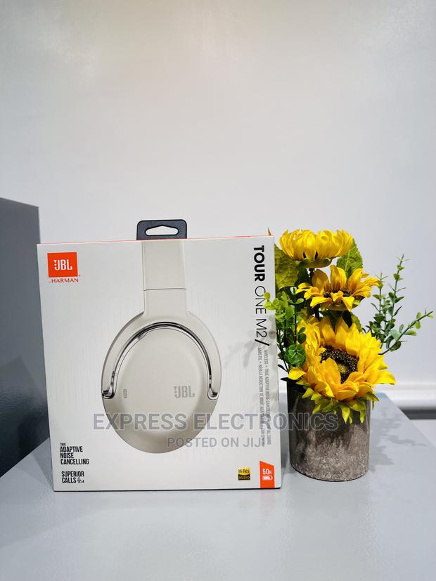 100% Best Quality JBL Tour One M2 Headphones · Photo 1
