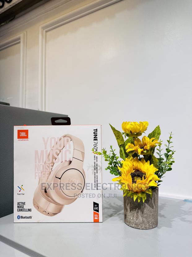 JBL Tune 760 Pretty Cool Price · Photo 1