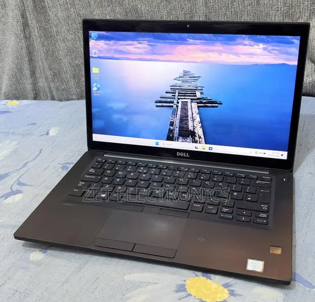 Laptop Dell Latitude 7480 8GB Intel Core i5 SSD 256GB · Photo 1