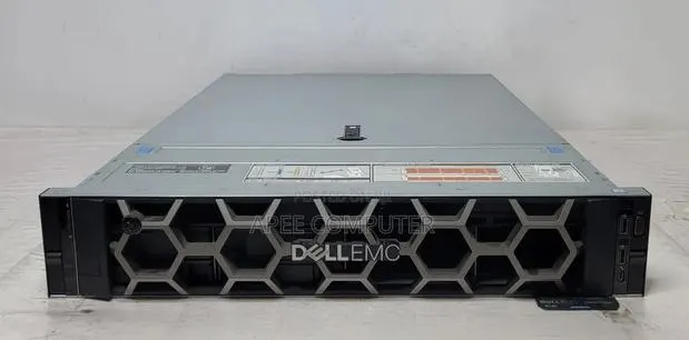 Server Dell PowerEdge R740 96GB Intel Xeon SSHD+SSD 3T · Photo 1