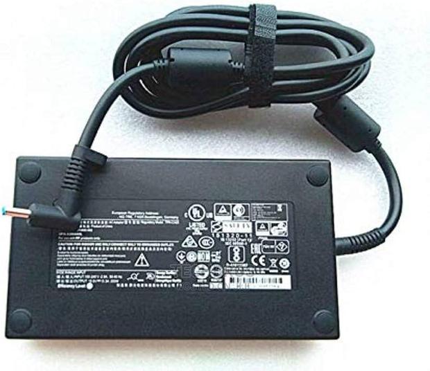 HP ZBOOK Blue Pin Charger 200W · Photo 2
