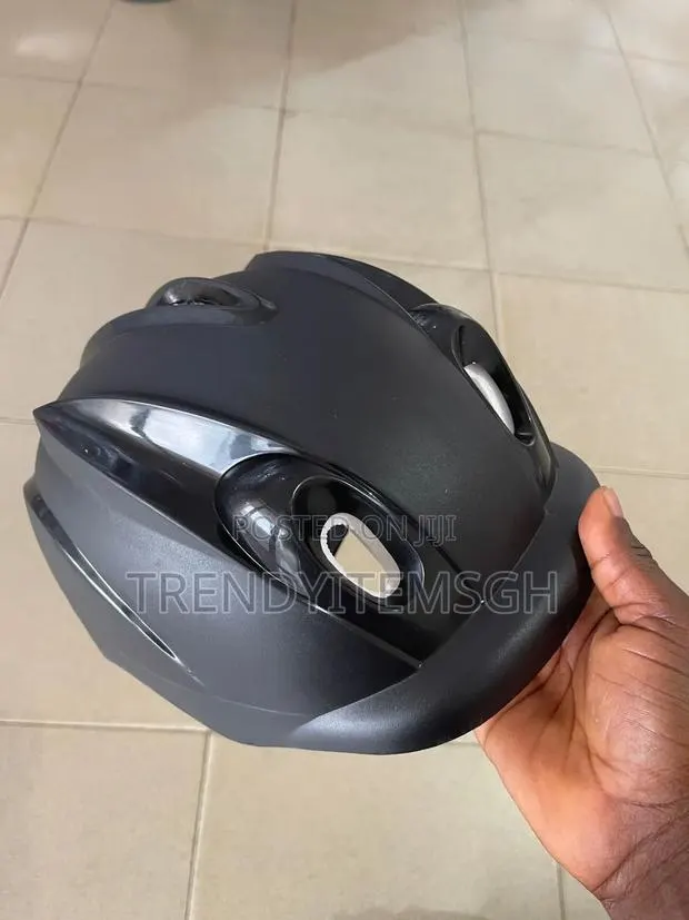 Kids Protective Helmet And Gears · Photo 3