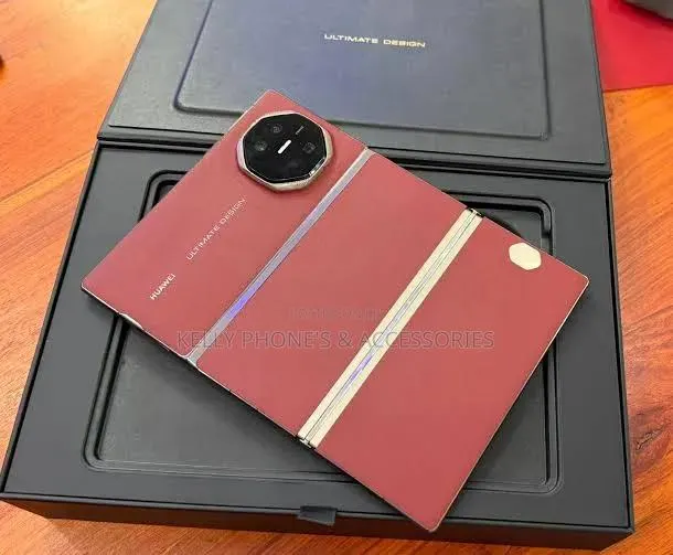 New Huawei Mate XT Ultimate Design 512 GB · Photo 1