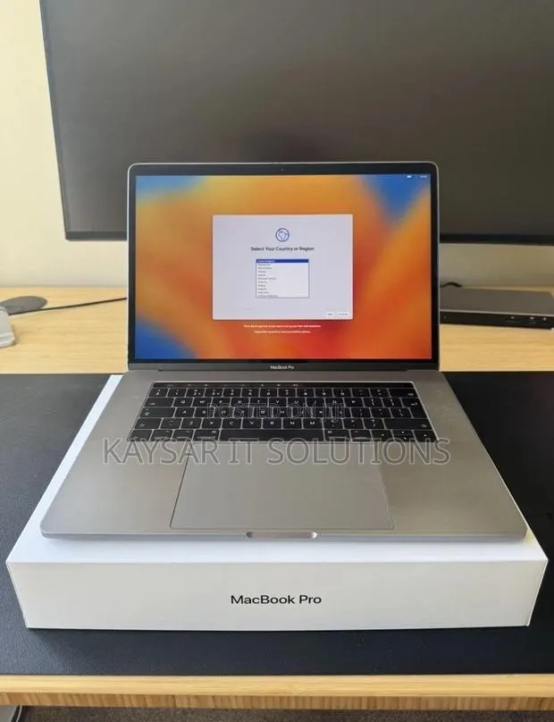 Laptop Apple MacBook Pro 16GB Intel Core i5 SSD 512GB · Photo 1