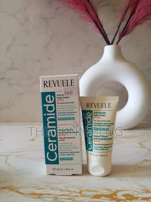 Revuele Ceramide Anti-Blemish Daily Cream Spf50 · Photo 1