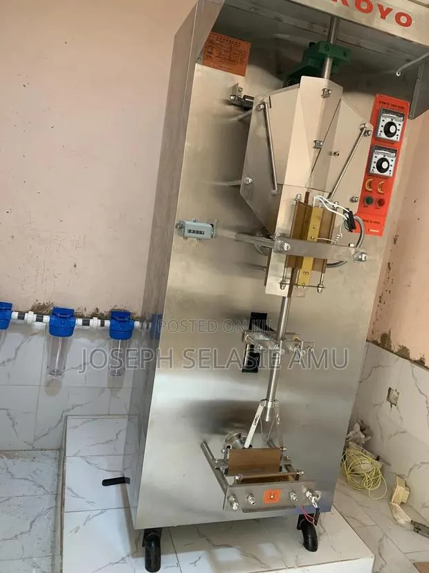 Complete Pure Water Machine Set Up · Photo 2