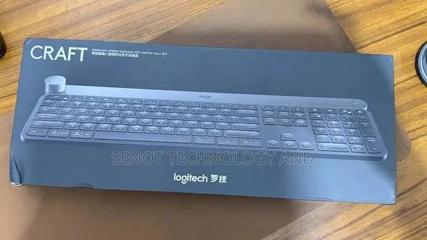 Logitech Craft Keyboard · Photo 1