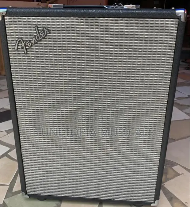 Fender Rumble Series Bass Amplifier. · Photo 1