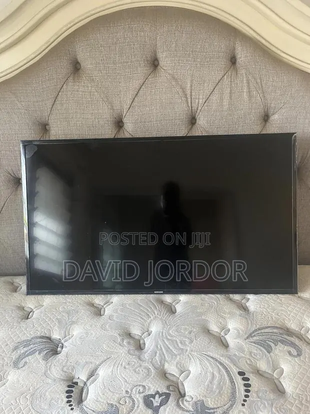 Samsung Smart Tv, 43 Inches · Photo 1