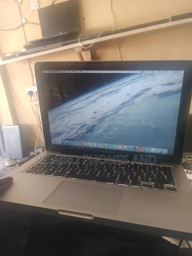 Laptop Apple MacBook Pro 2012 6GB Intel Core I5 HDD 500GB · Photo 1