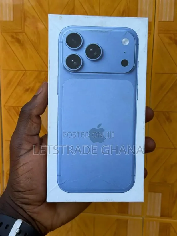 New Apple iPhone 18 Pro Max 512 GB Blue · Photo 1