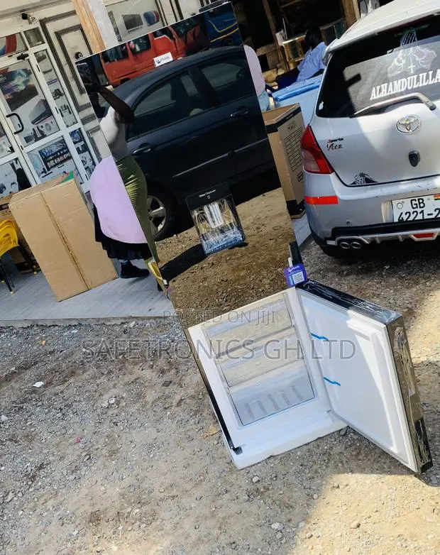 Best Lastest Pearl Pf-370-13m 262-Liter Double-Door Bottom-Mount · Photo 1