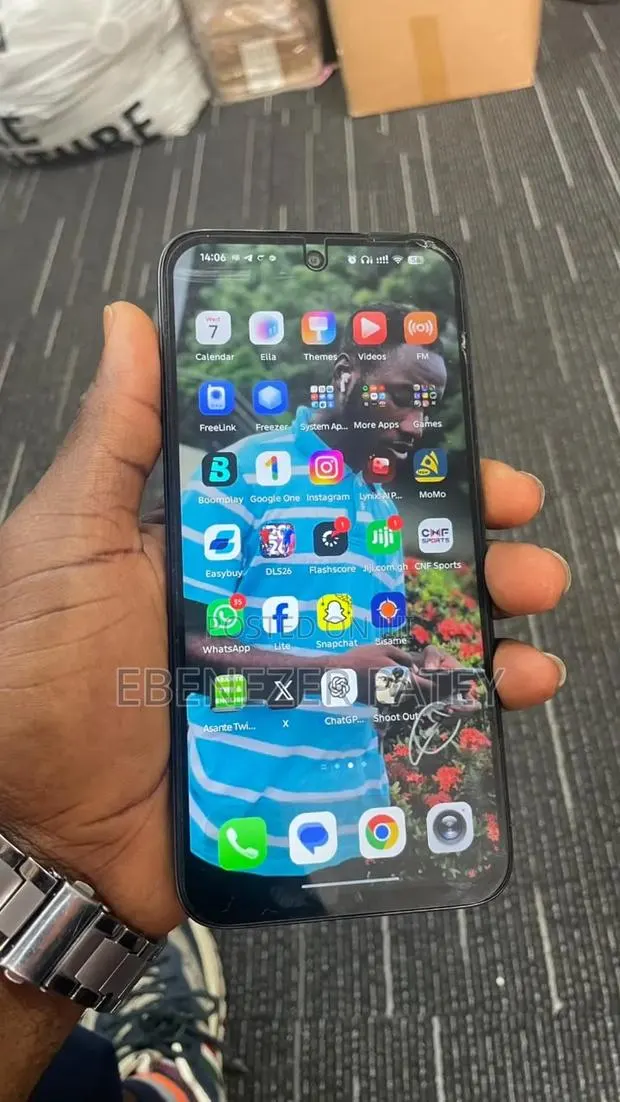 New Tecno Spark 50 128 GB Gray · Photo 1