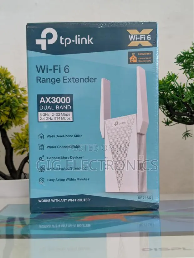 TP-Link RE715X AX3000 Dual-Band Mesh Wi-Fi Range Extender · Photo 1