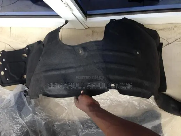 Honda HR-V 2023 Front Wheel Fender Moulding · Photo 1