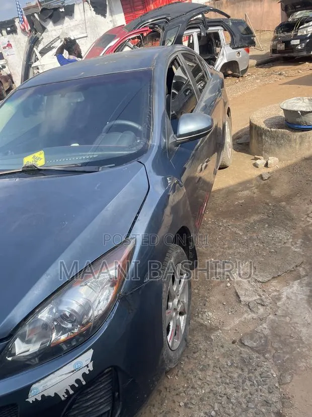 Mazda 3 2010 Gray · Photo 1